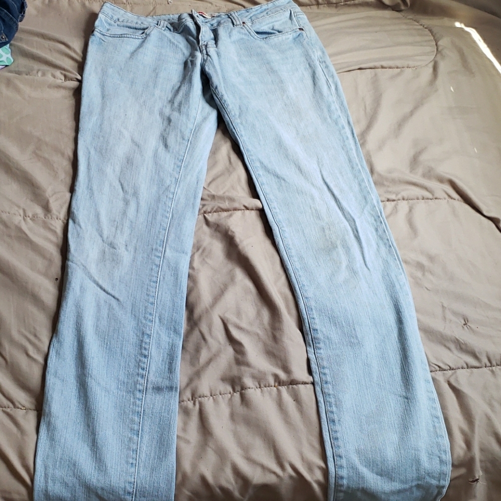 Jeans